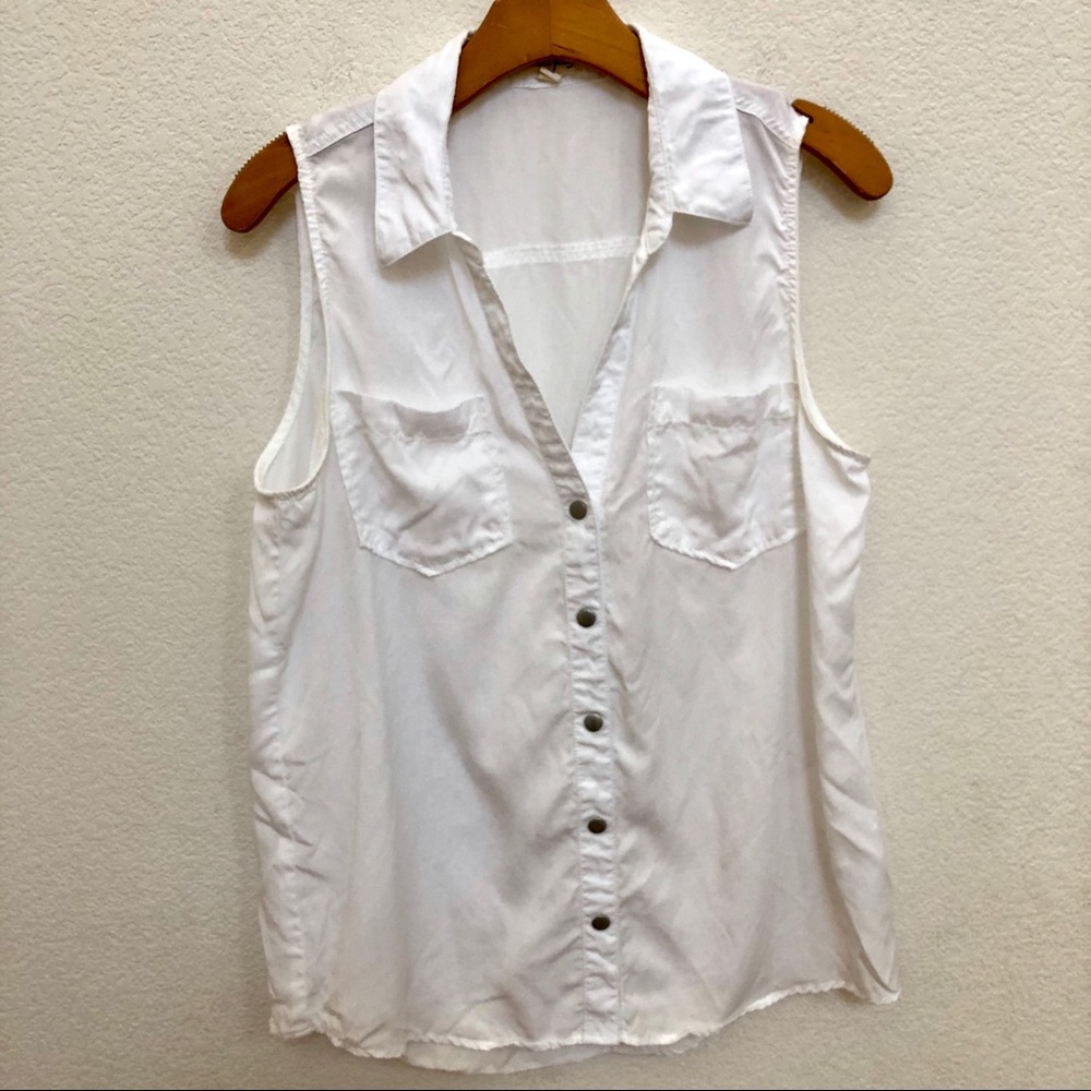 Anthropologie White Notched Collar Button Down Tank Top